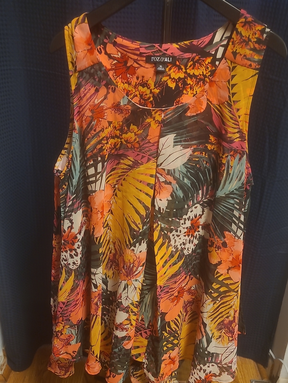 Roz & Ali Floral Tropical Sleeveless Swing Top - Orange Multicolor